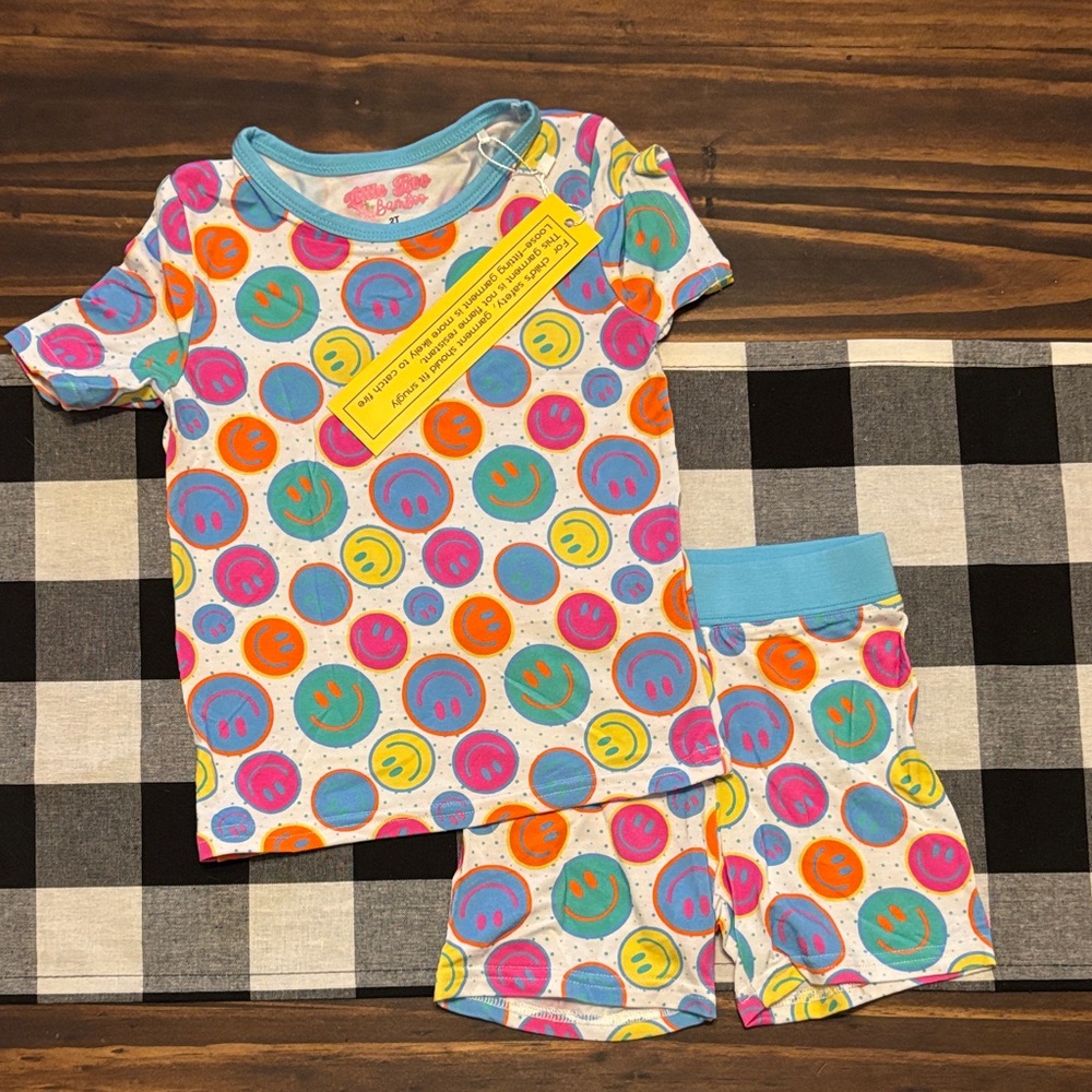 BAMBOO Multicolor Smiley Kids Pajama shorts  Set 2T  new